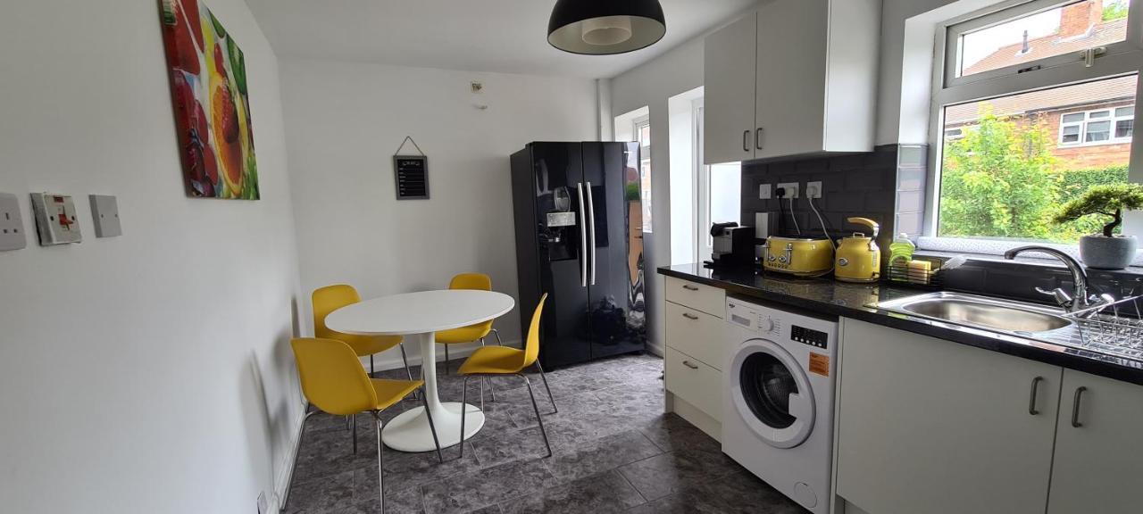 Cosy 3-Bedroom House In Aspley Nottingham Extérieur photo