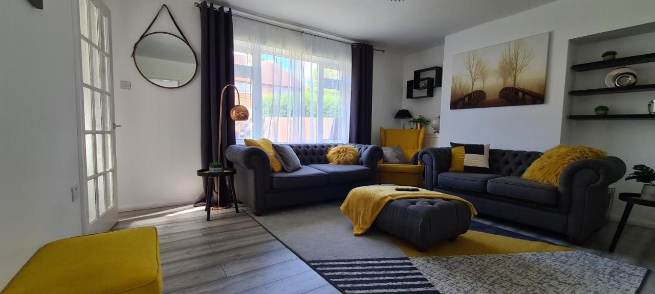 Cosy 3-Bedroom House In Aspley Nottingham Extérieur photo